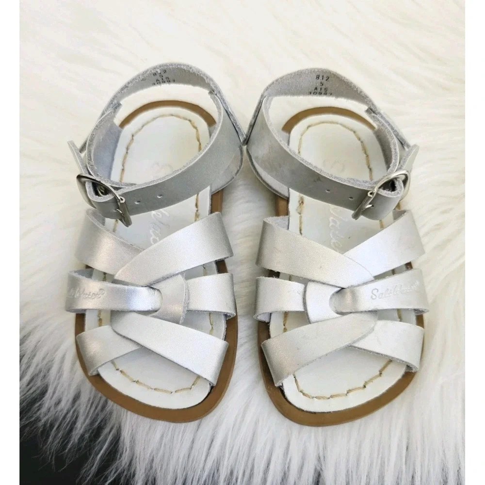 Salt Water Sandals Original Silver Leather Toddler Size 5 Buckle